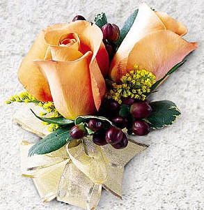 The FTD® Peach Silk™ Corsage